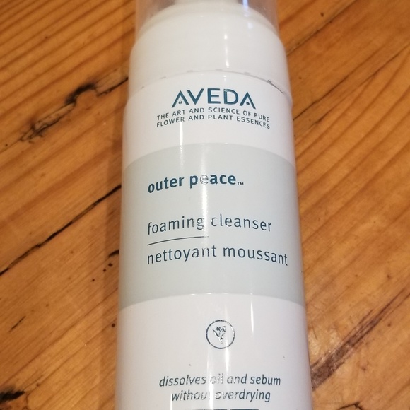 outer peace foaming cleanser